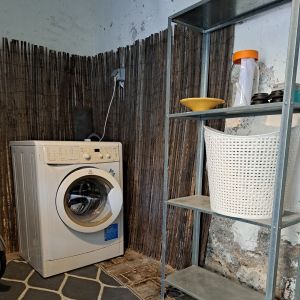 Wasmachine beschikbaar, 5 euro per wasbeurt