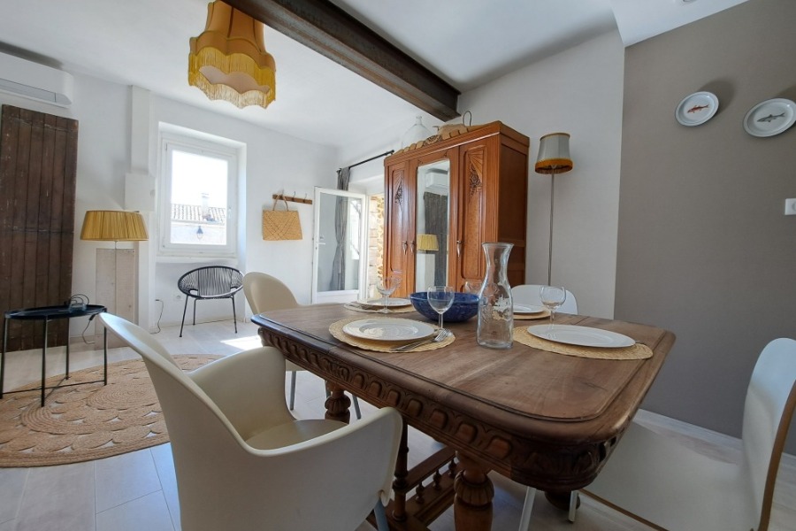 woonkamer met open keuken